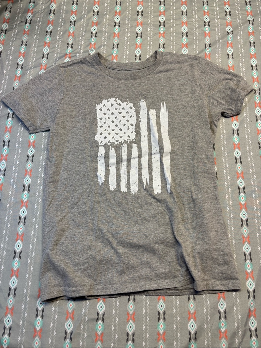 🍄Women's Gray Short-Sleeve Graphic Flag Tee